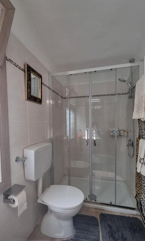 Beautifully Restored Romantic Apartment In The Centre Of Historic 돌체도 외부 사진